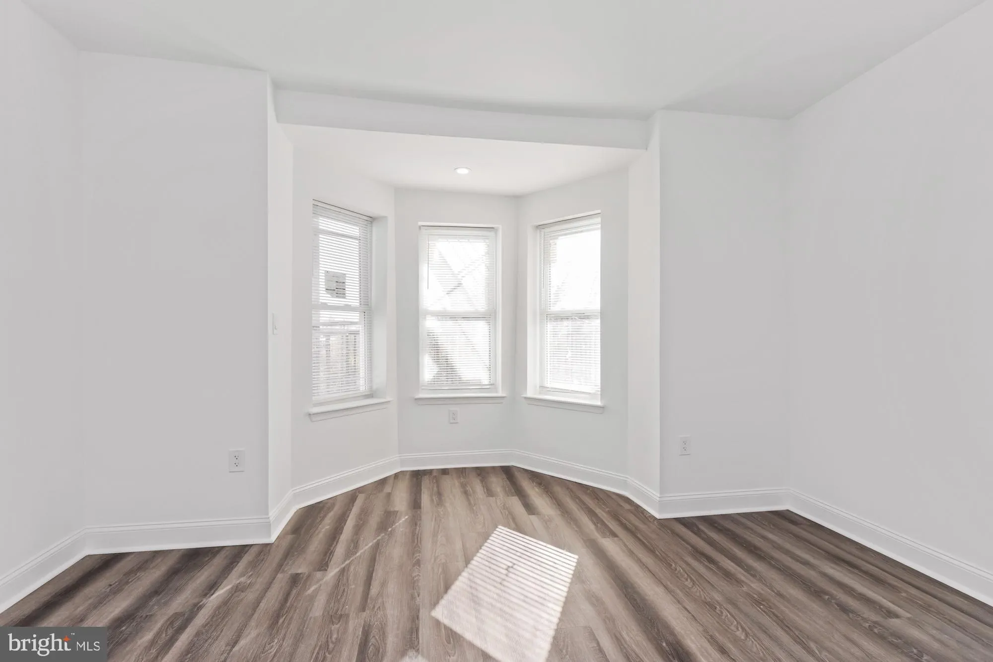 Baltimore, Maryland 21217, United States, 7 Bedrooms Bedrooms, ,4 BathroomsBathrooms,Residential,Coming Soon,244242