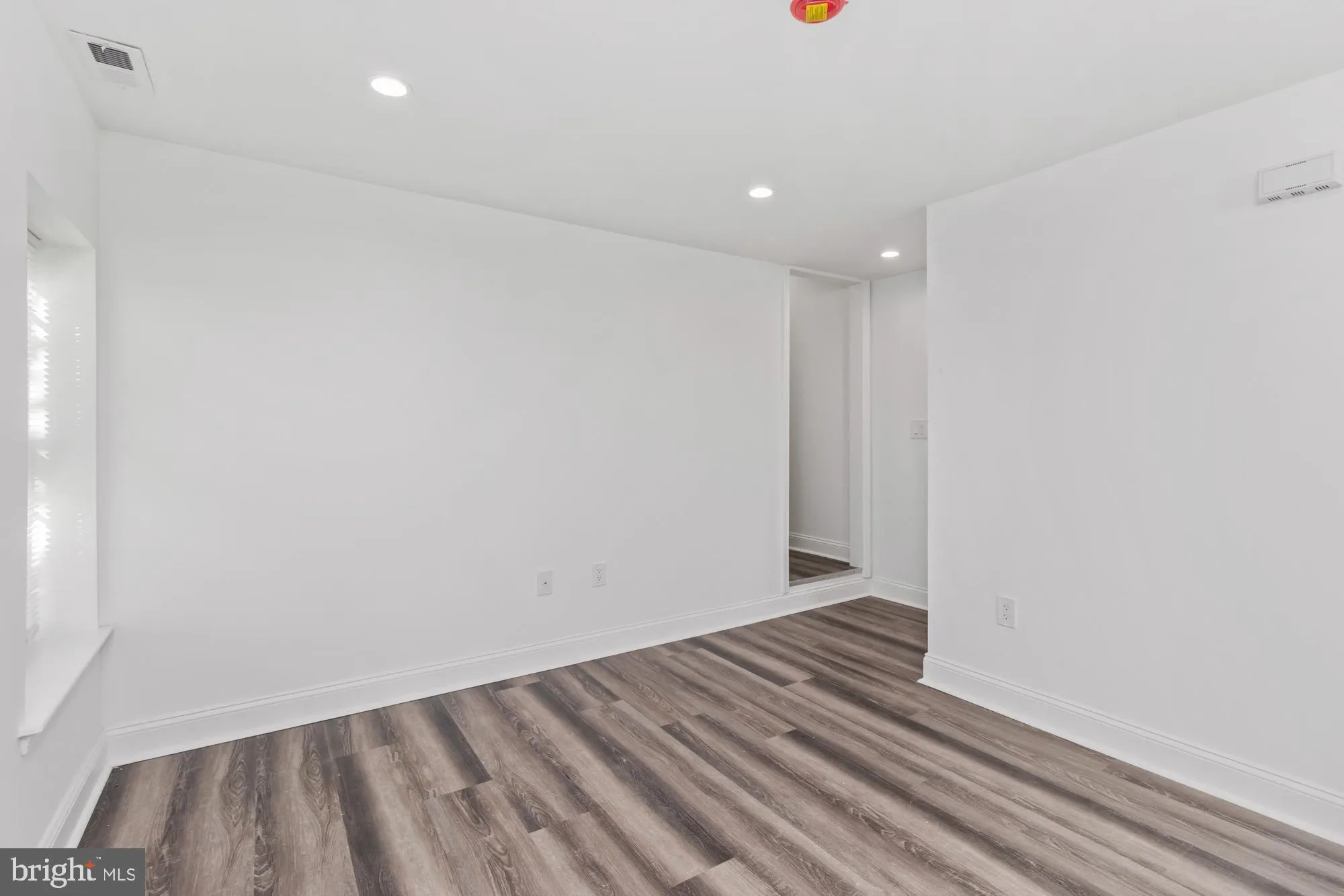 Baltimore, Maryland 21217, United States, 7 Bedrooms Bedrooms, ,4 BathroomsBathrooms,Residential,Coming Soon,244242