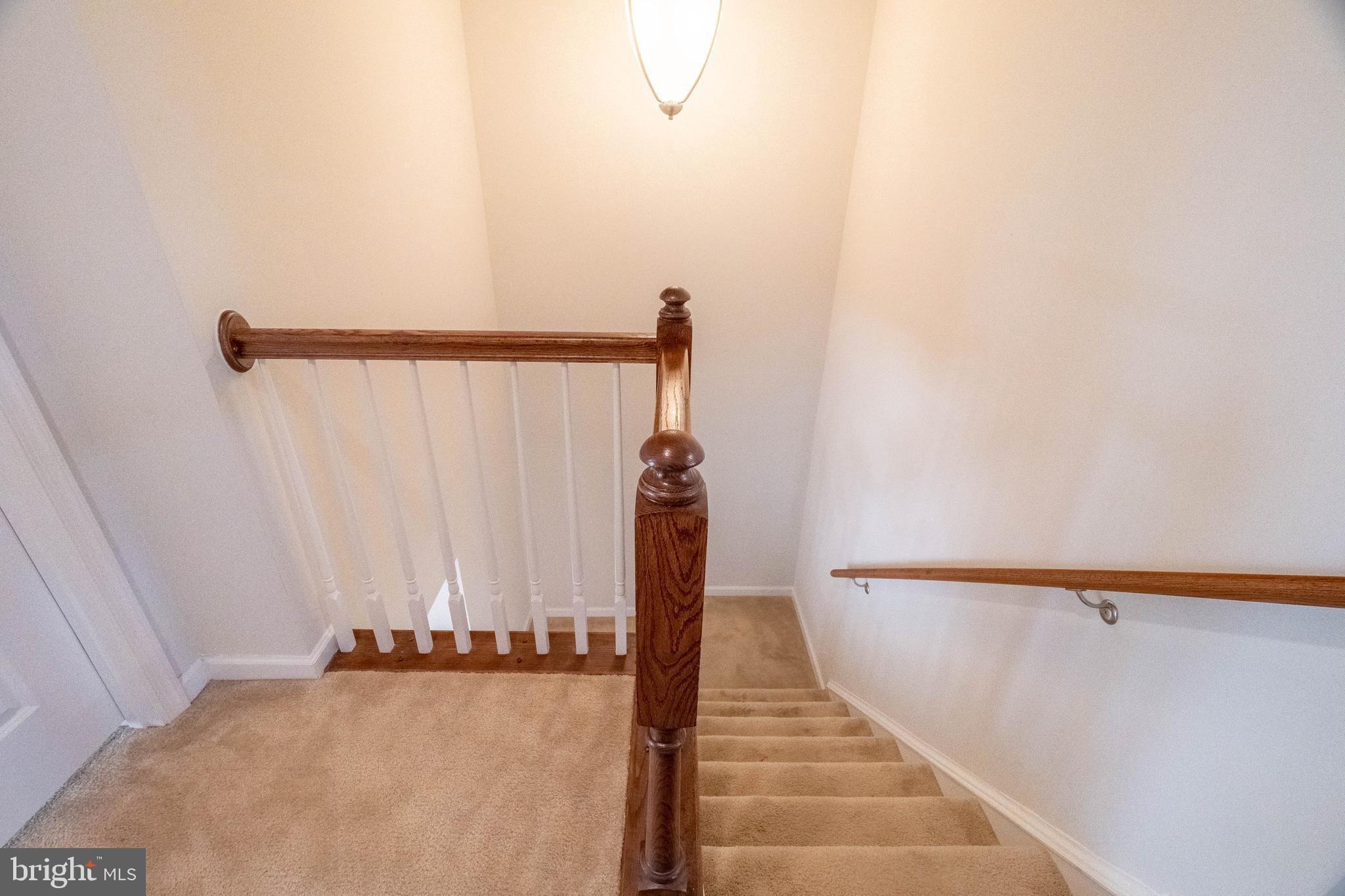 OAKDALE VILLAGE - Residential Lease