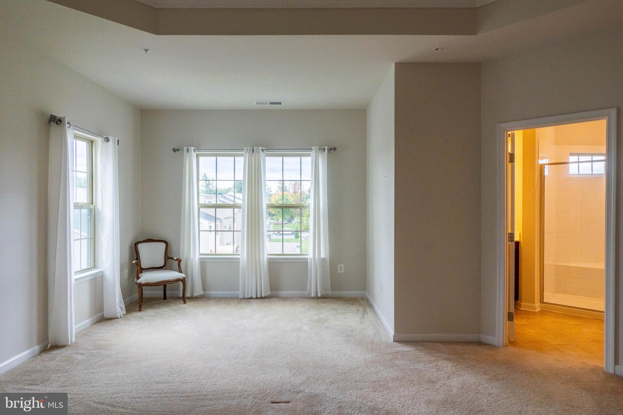 OAKDALE VILLAGE - Residential Lease