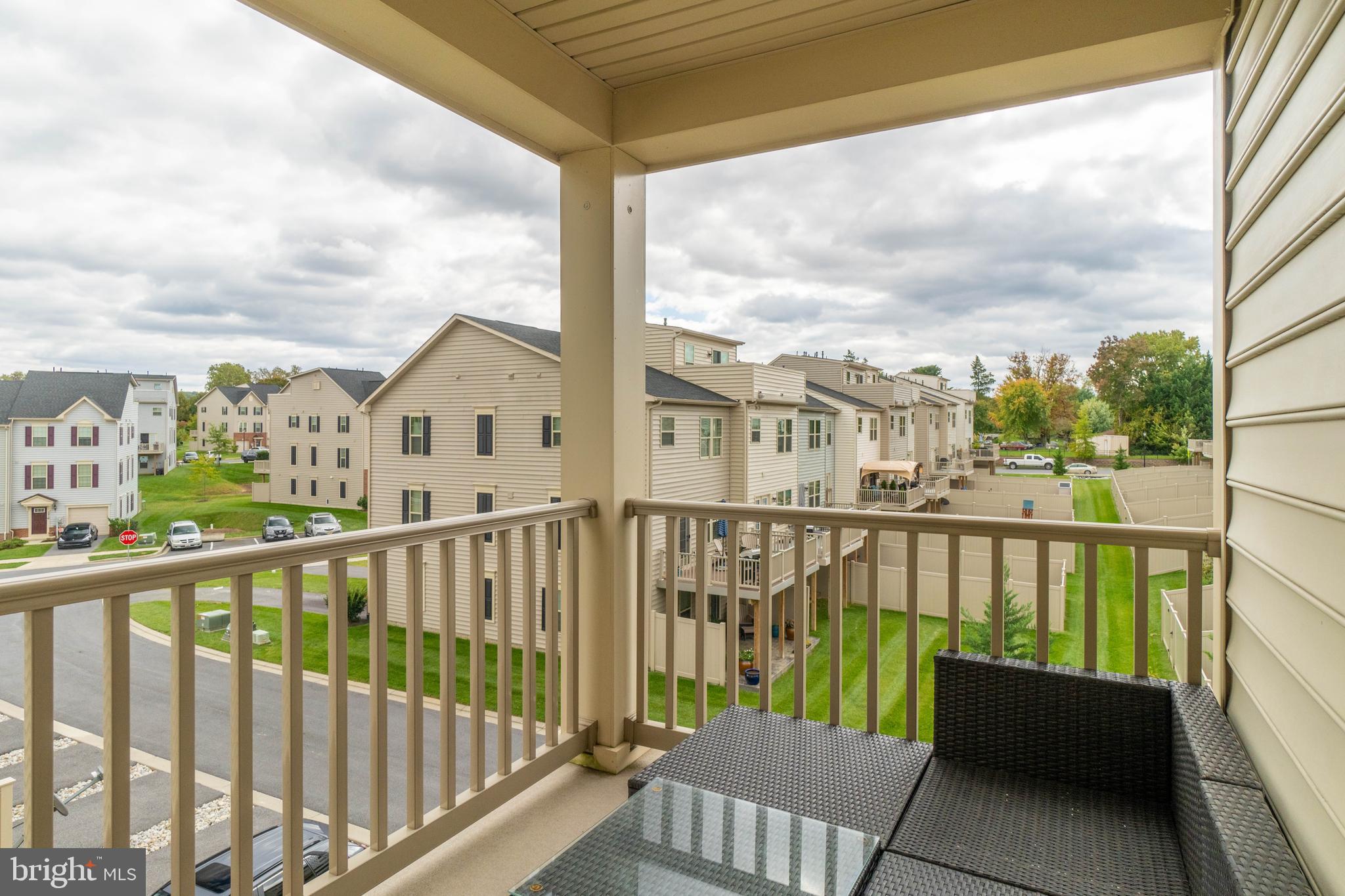 OAKDALE VILLAGE - Residential Lease