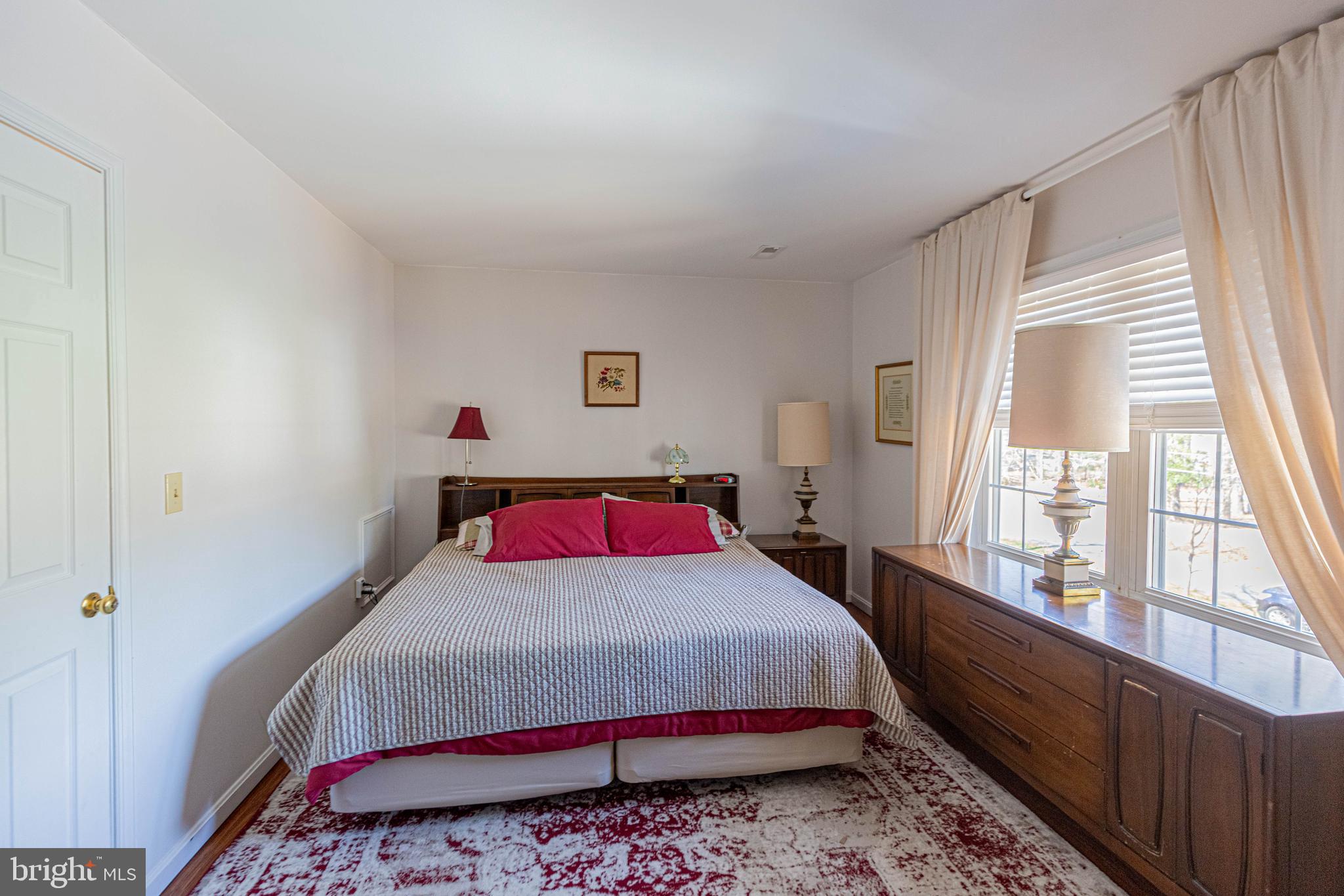 LAKE CAROLINE - Residential