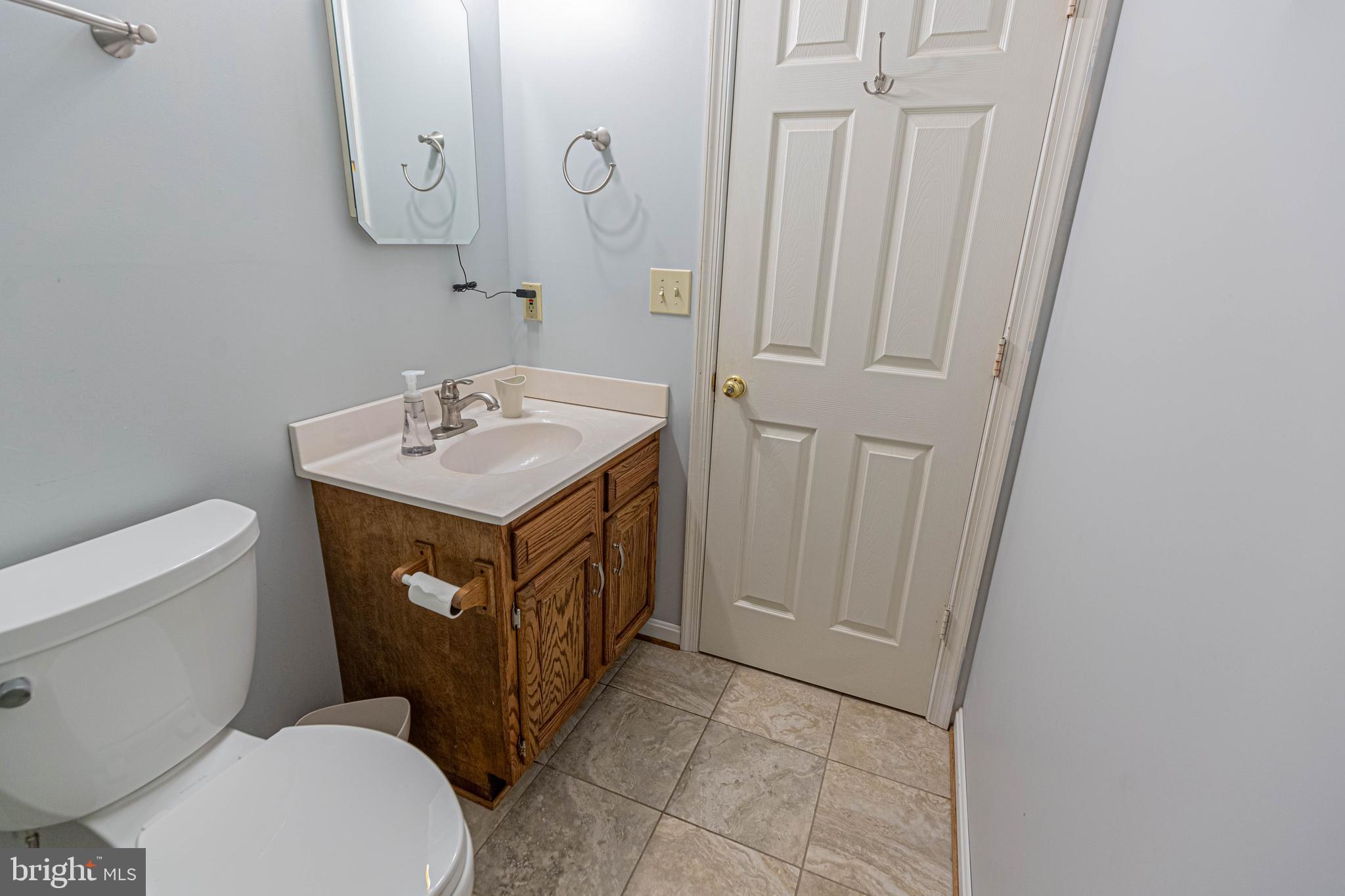 LAKE CAROLINE - Residential