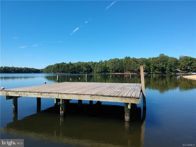 LAKE CAROLINE - Residential