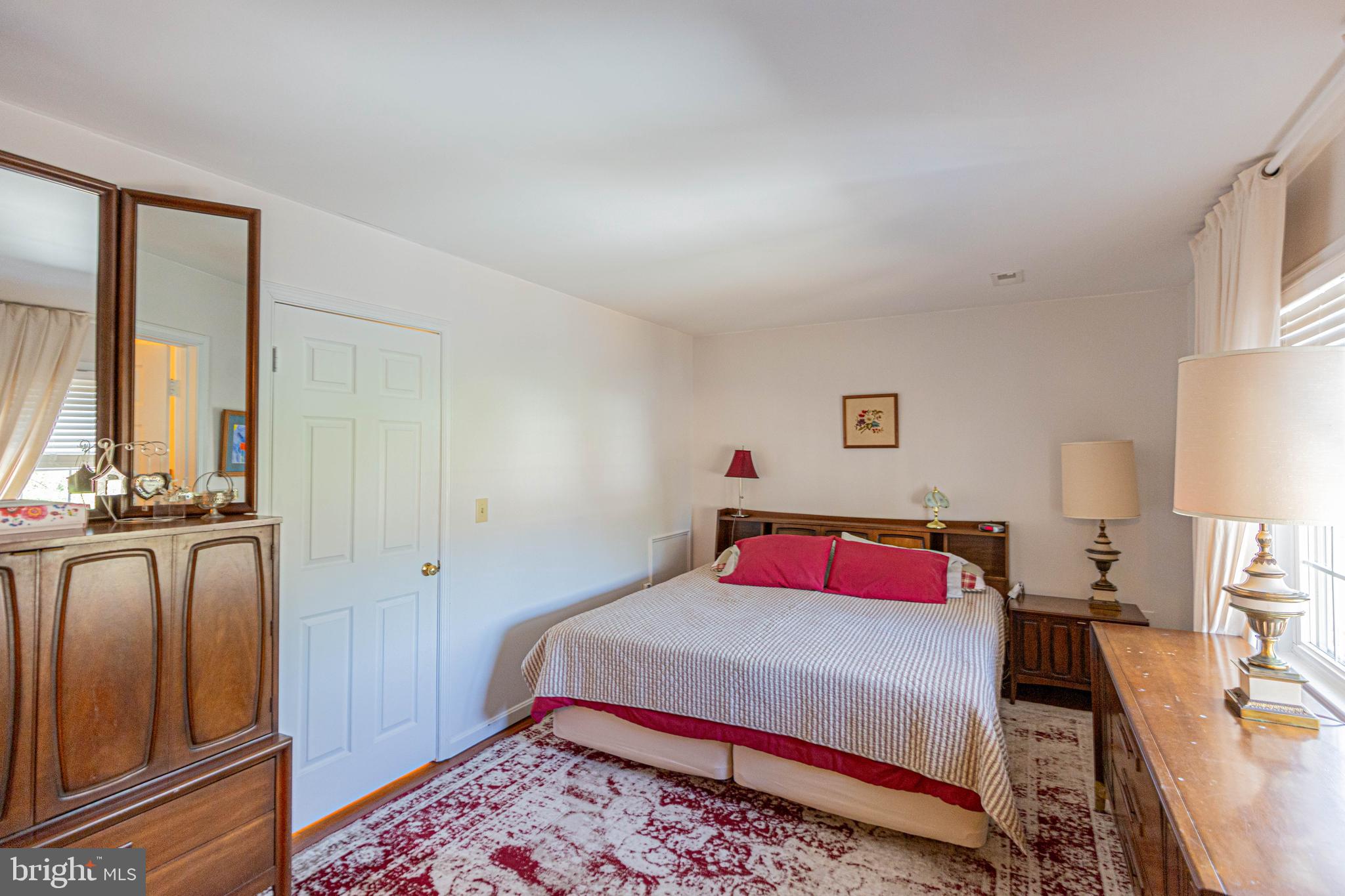 LAKE CAROLINE - Residential