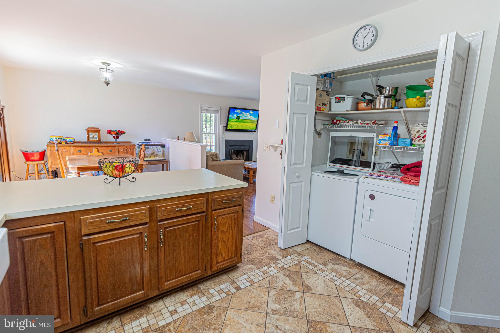 LAKE CAROLINE - Residential