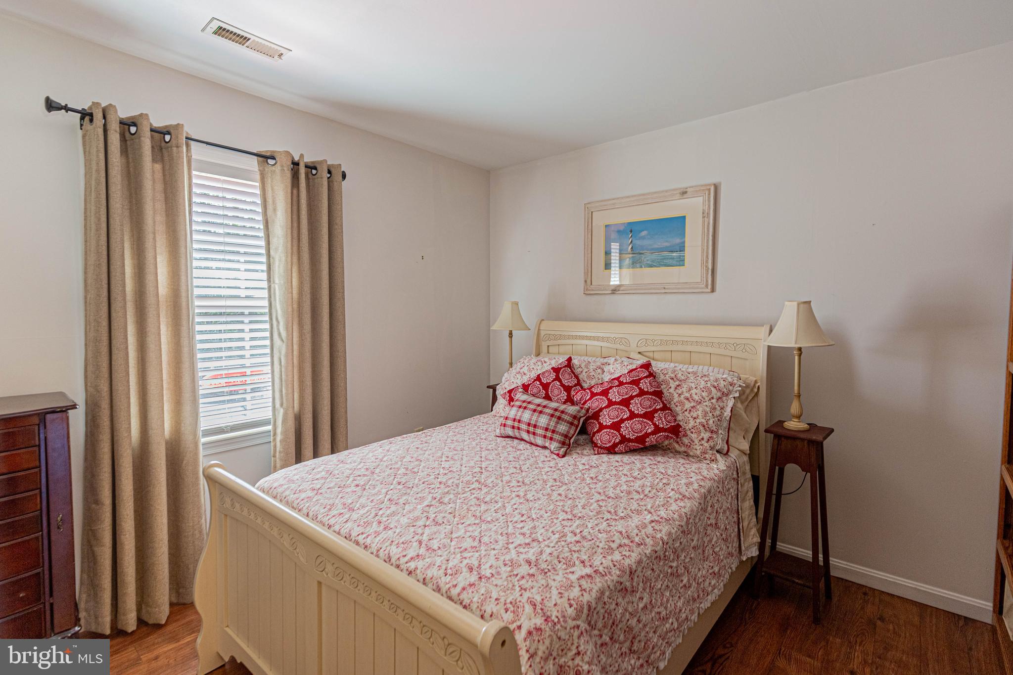 LAKE CAROLINE - Residential