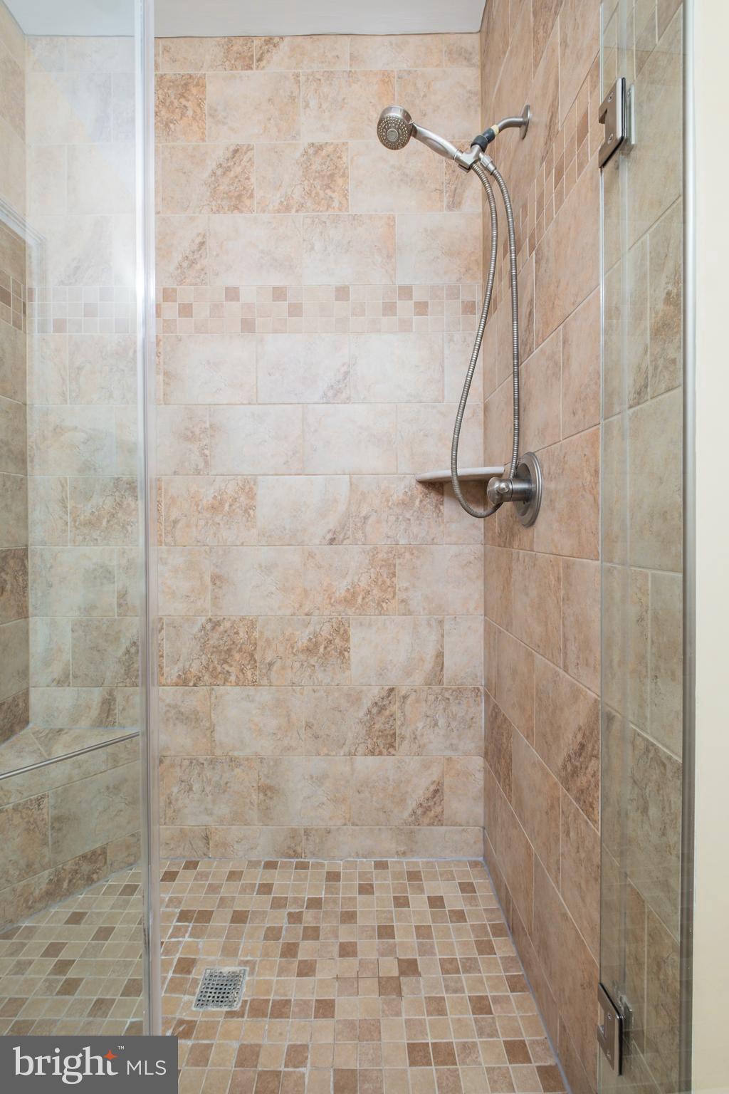 NAVAL SQUARE - Residential