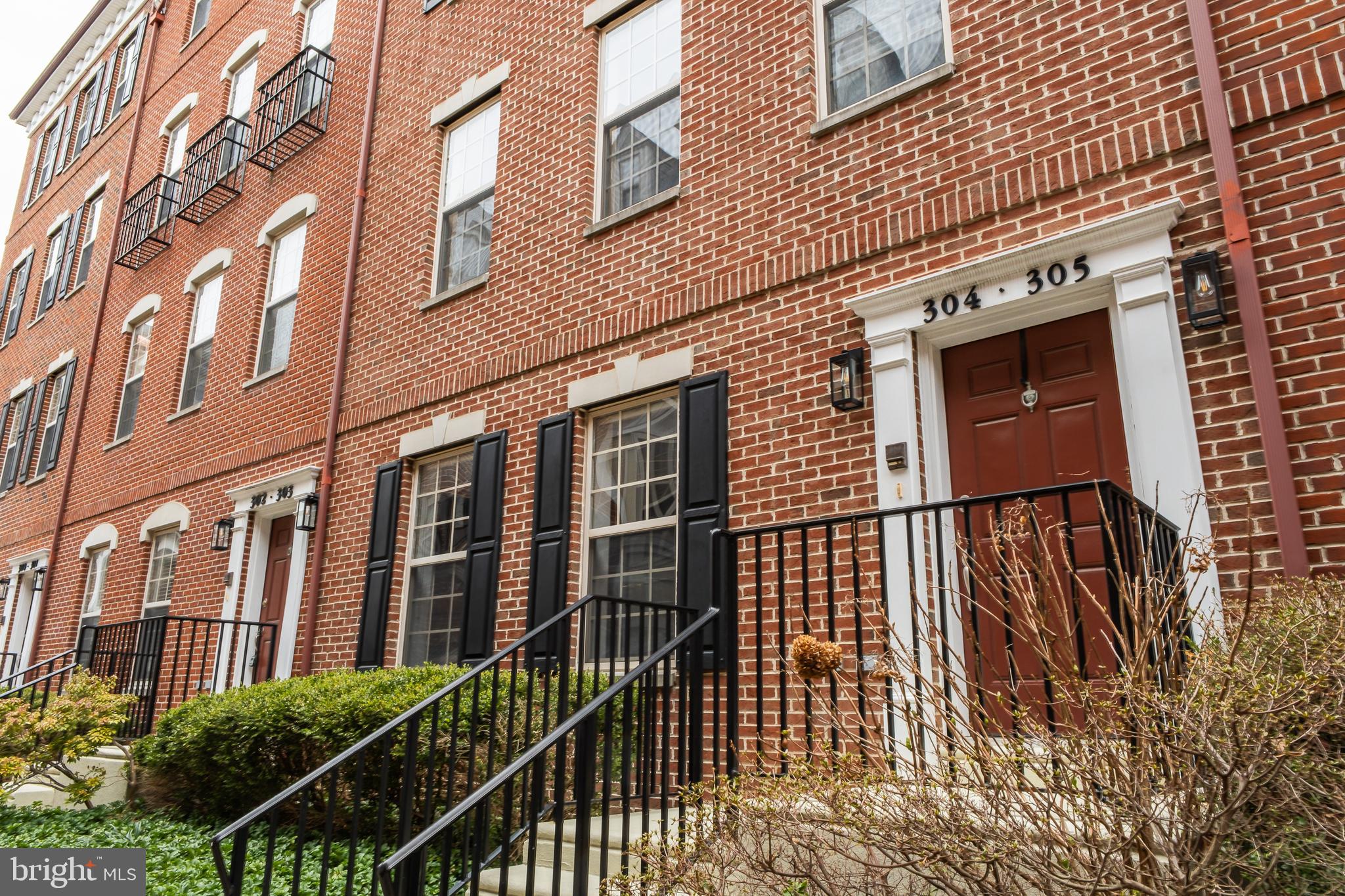 NAVAL SQUARE - Residential