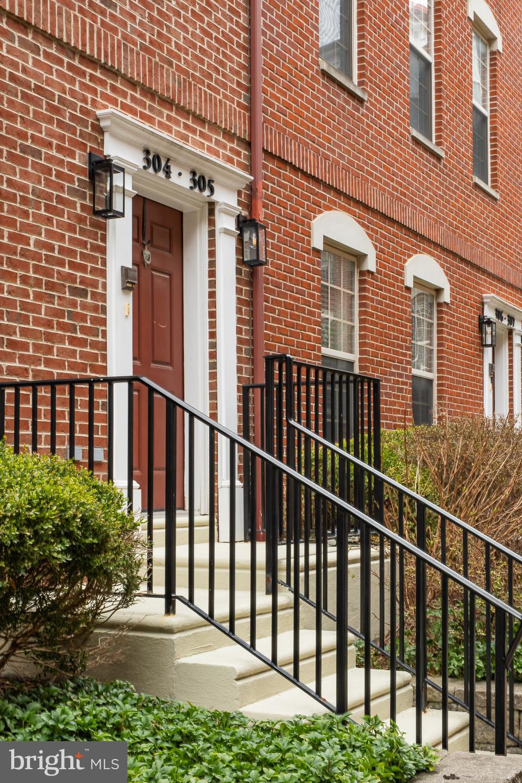 NAVAL SQUARE - Residential