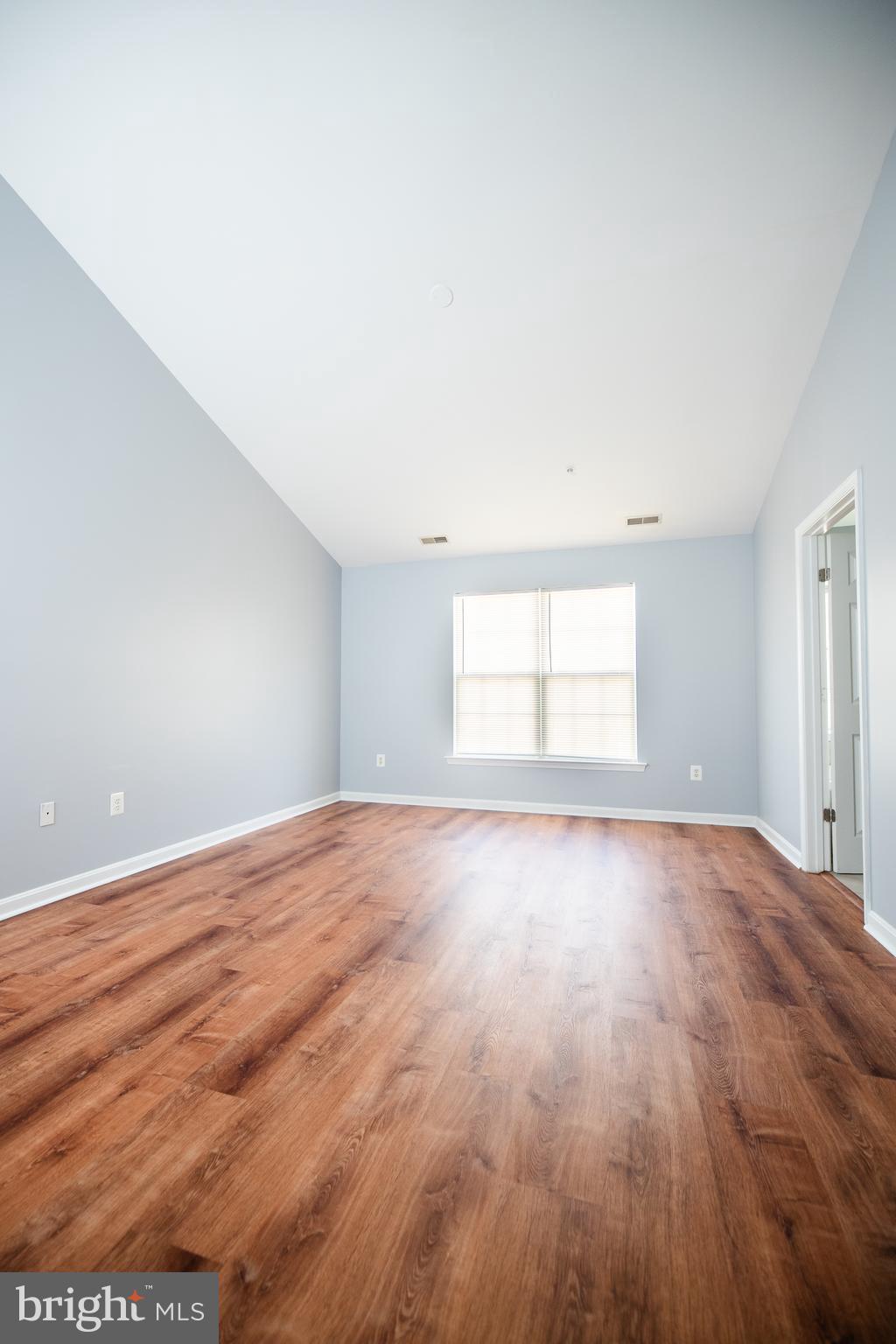 RUSSETT - Residential Lease