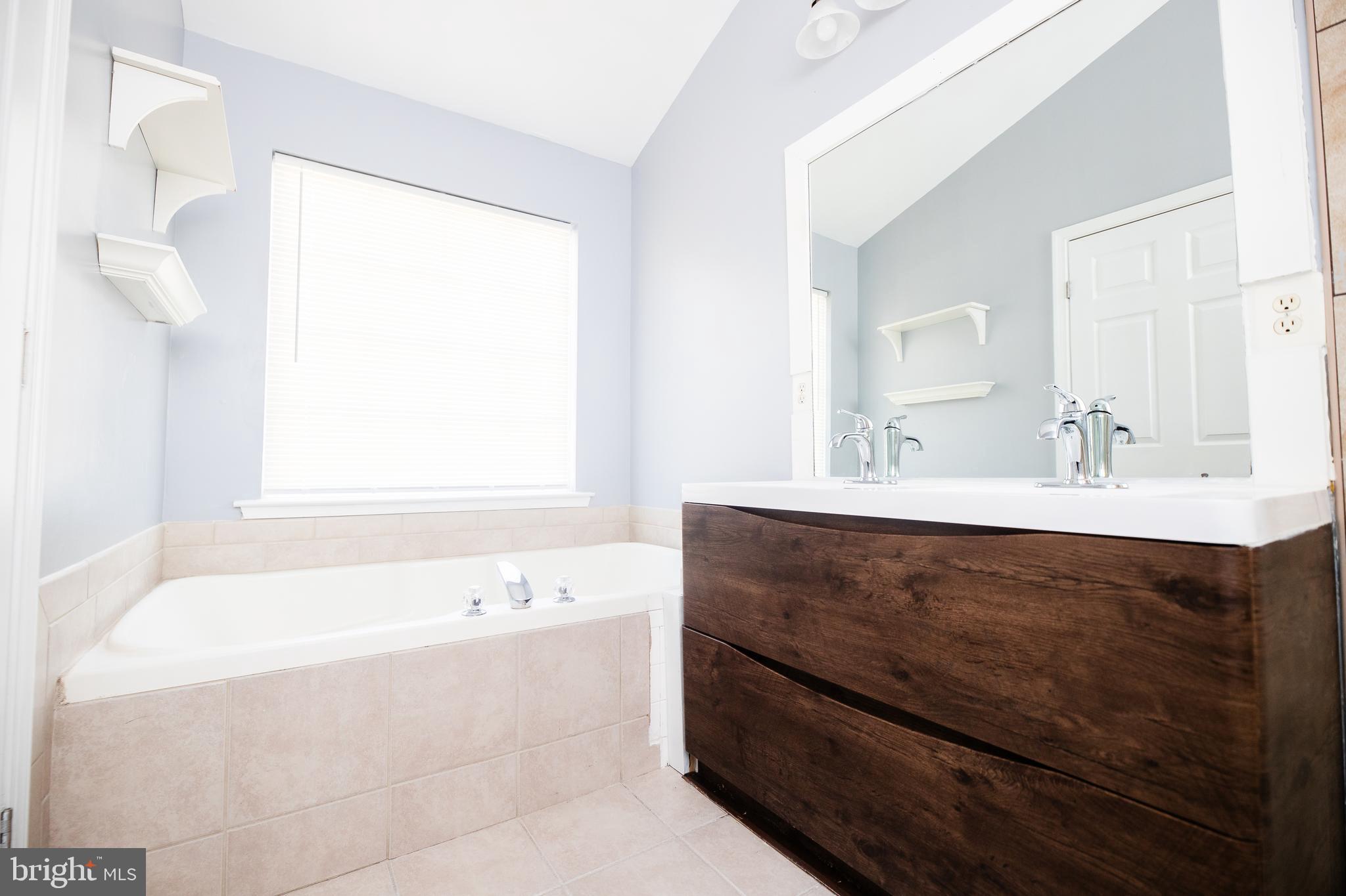 RUSSETT - Residential Lease