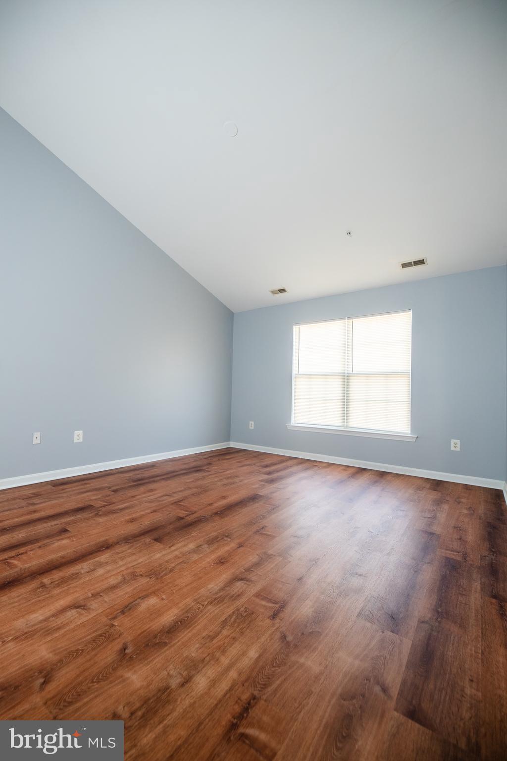 RUSSETT - Residential Lease