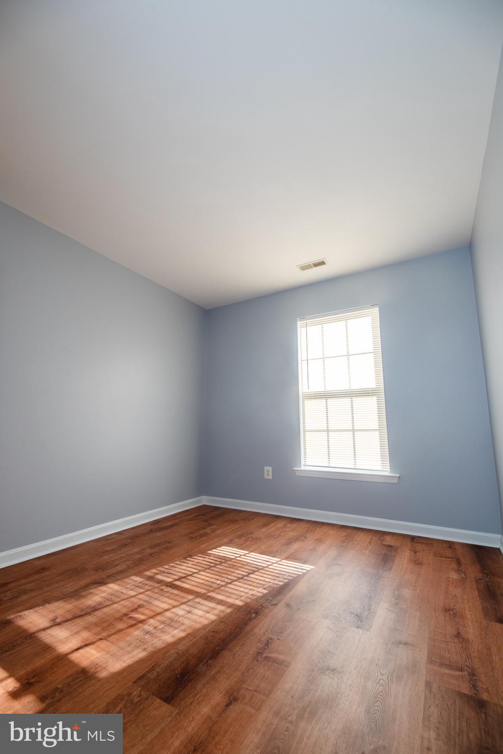 RUSSETT - Residential Lease