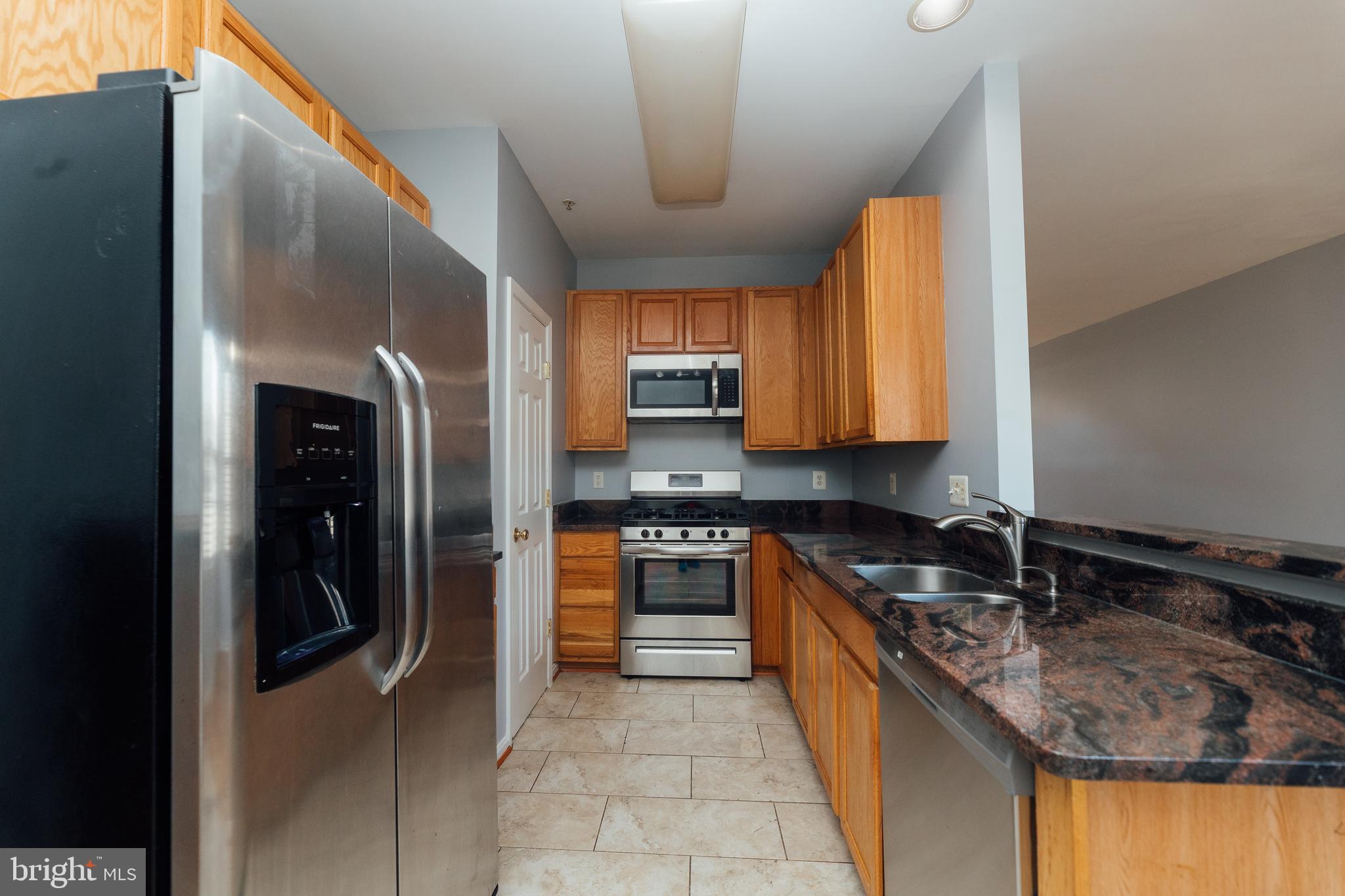 RUSSETT - Residential Lease