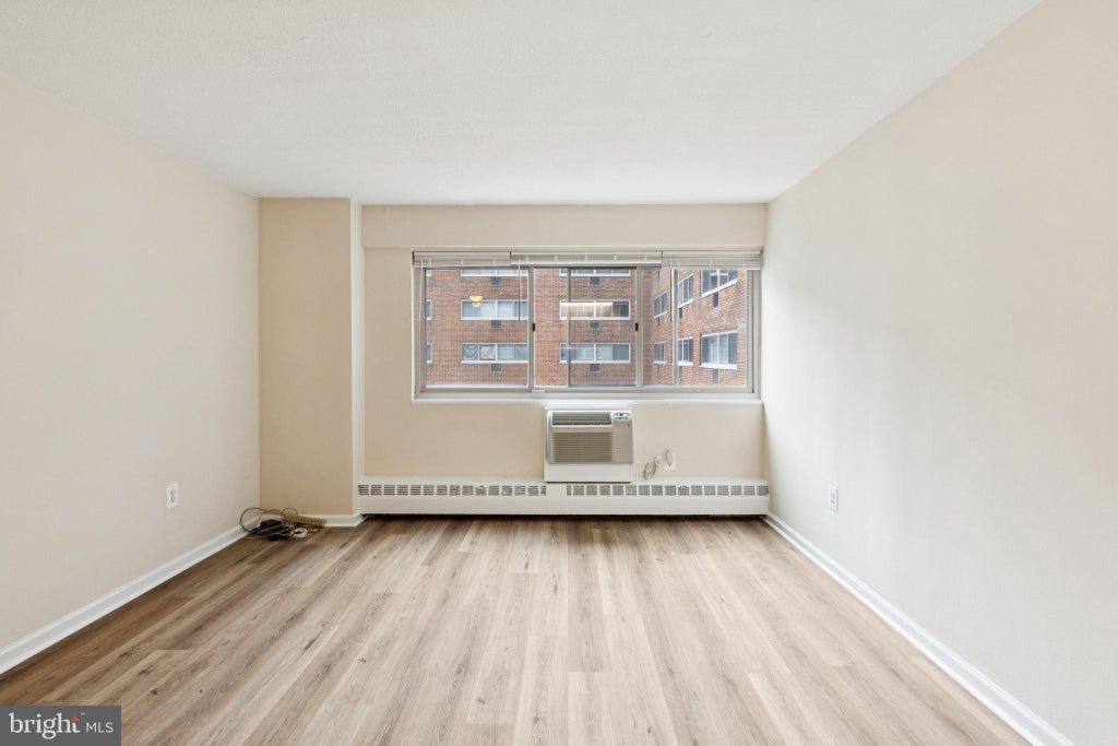 Photo of 2101 Chestnut Street #1521-R, PHILADELPHIA, PA 19103 (MLS # PAPH2629016)
