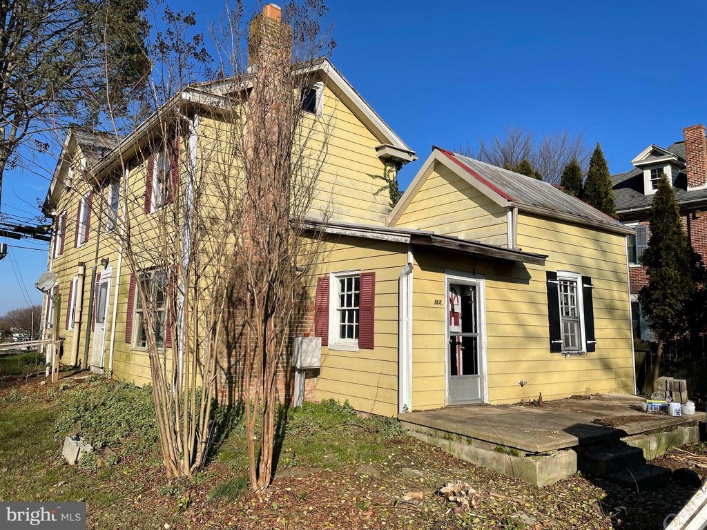 Photo of 144-146 W MAIN ST, LEOLA, PA 17540 (MLS # PALA2029078)