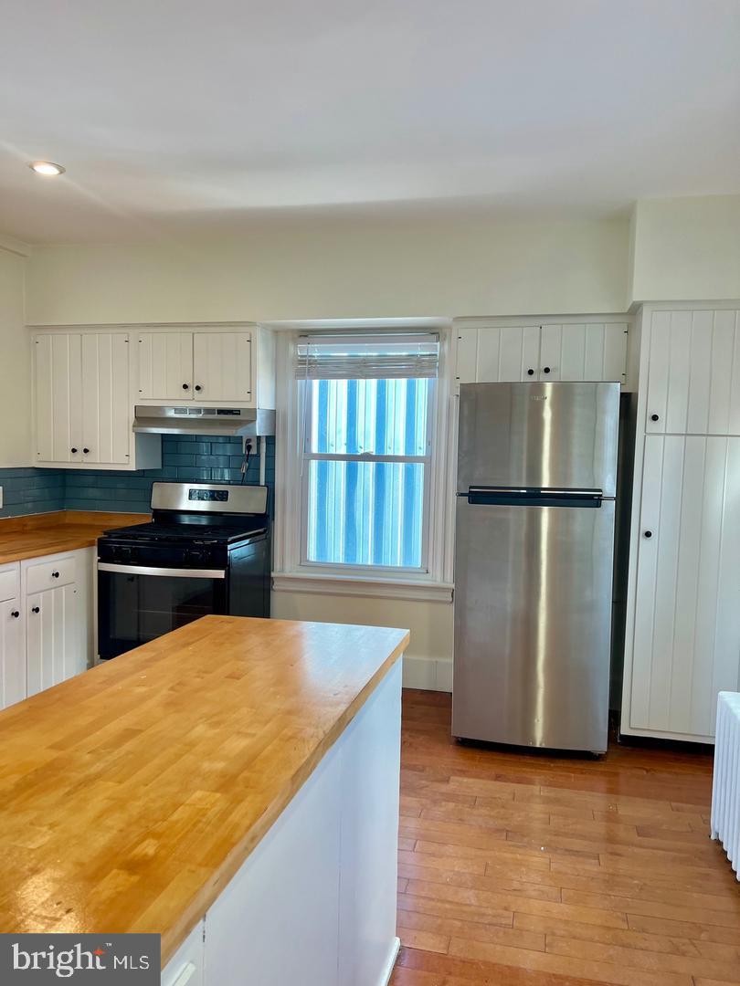 JENKINTOWN - Residential