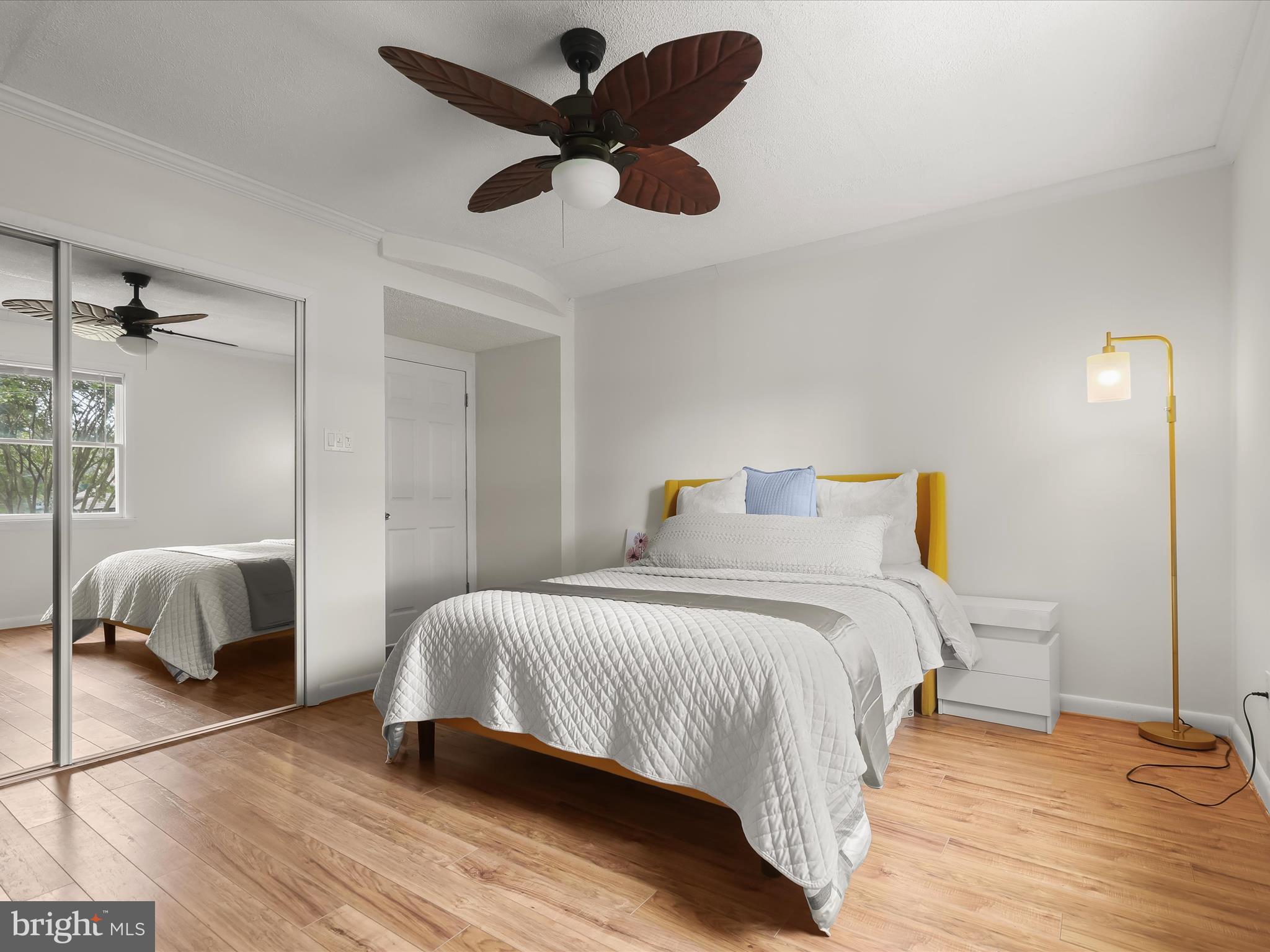 CEDAR BEACH - Residential