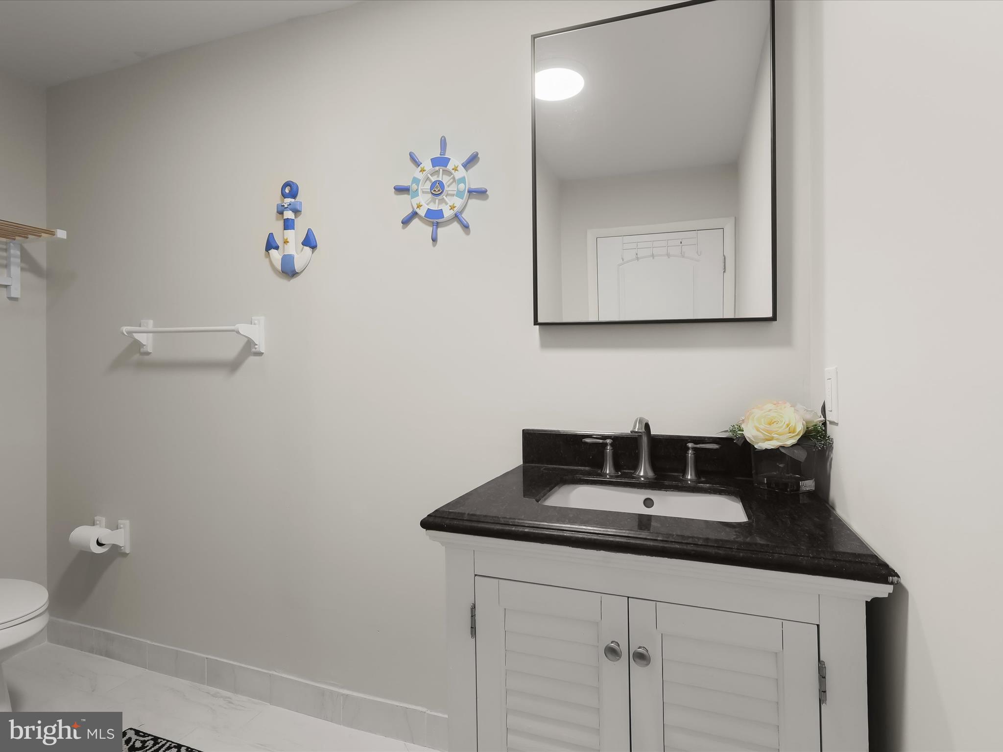 CEDAR BEACH - Residential