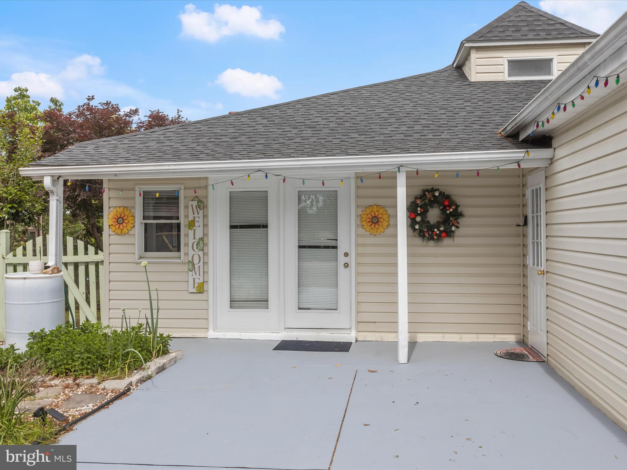 CEDAR BEACH - Residential
