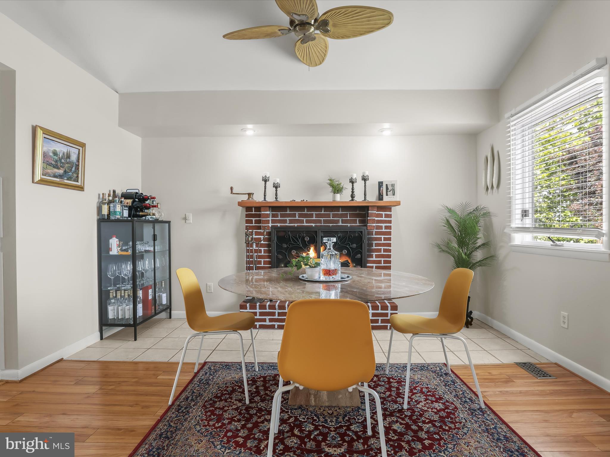 CEDAR BEACH - Residential