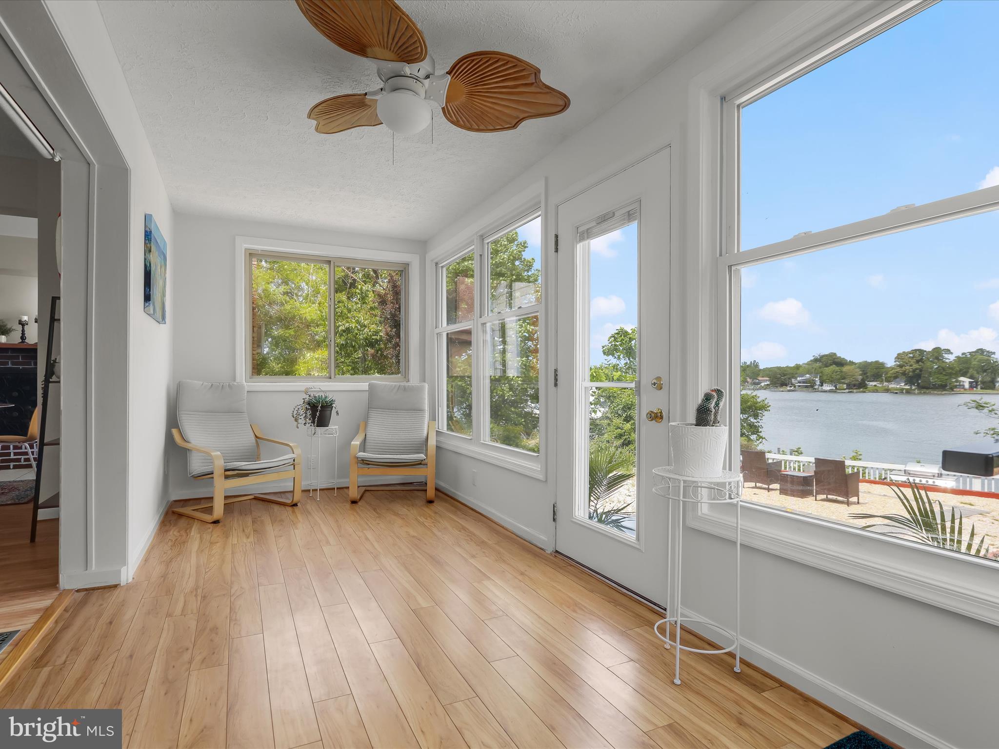 CEDAR BEACH - Residential