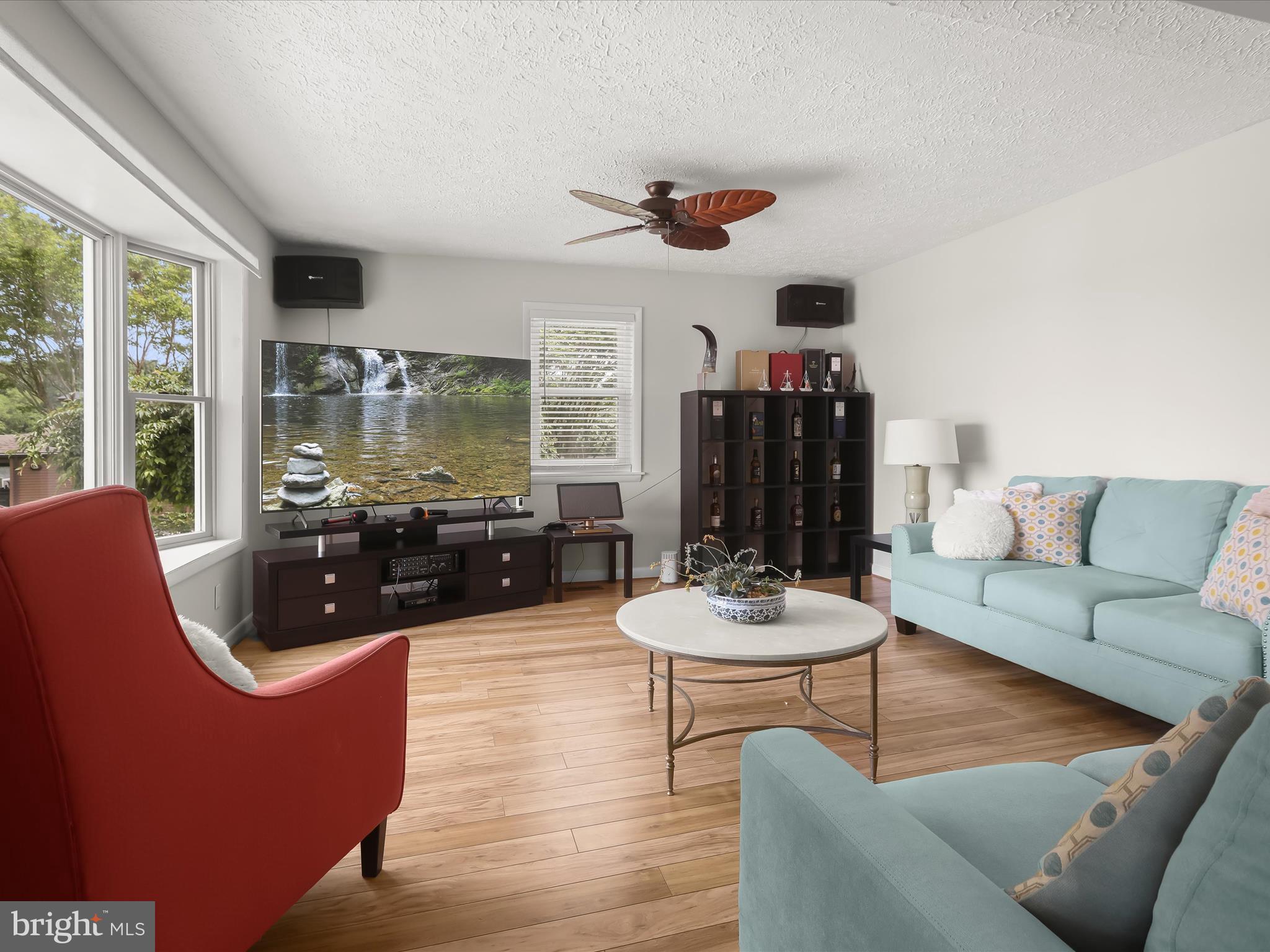 CEDAR BEACH - Residential