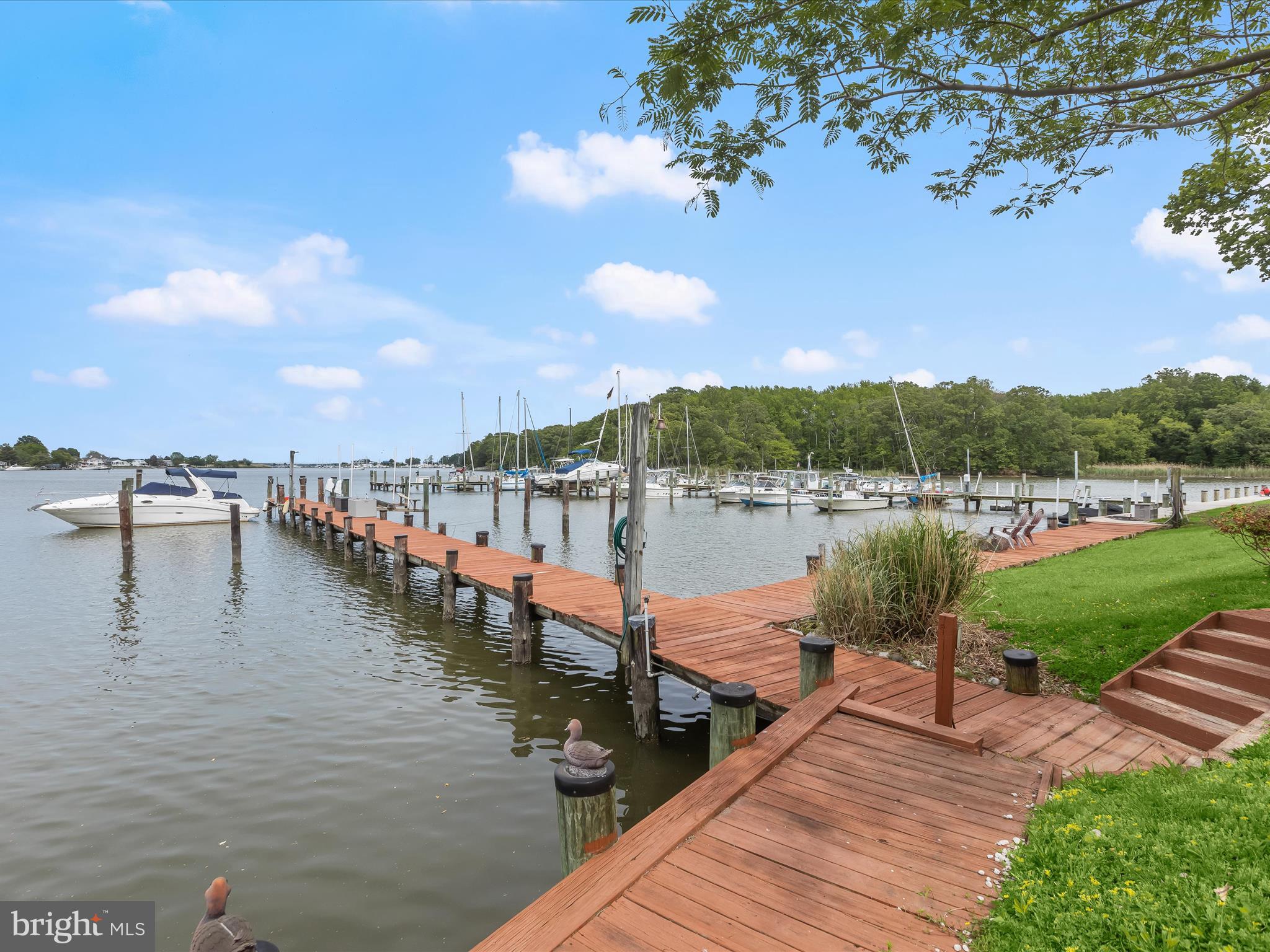 CEDAR BEACH - Residential