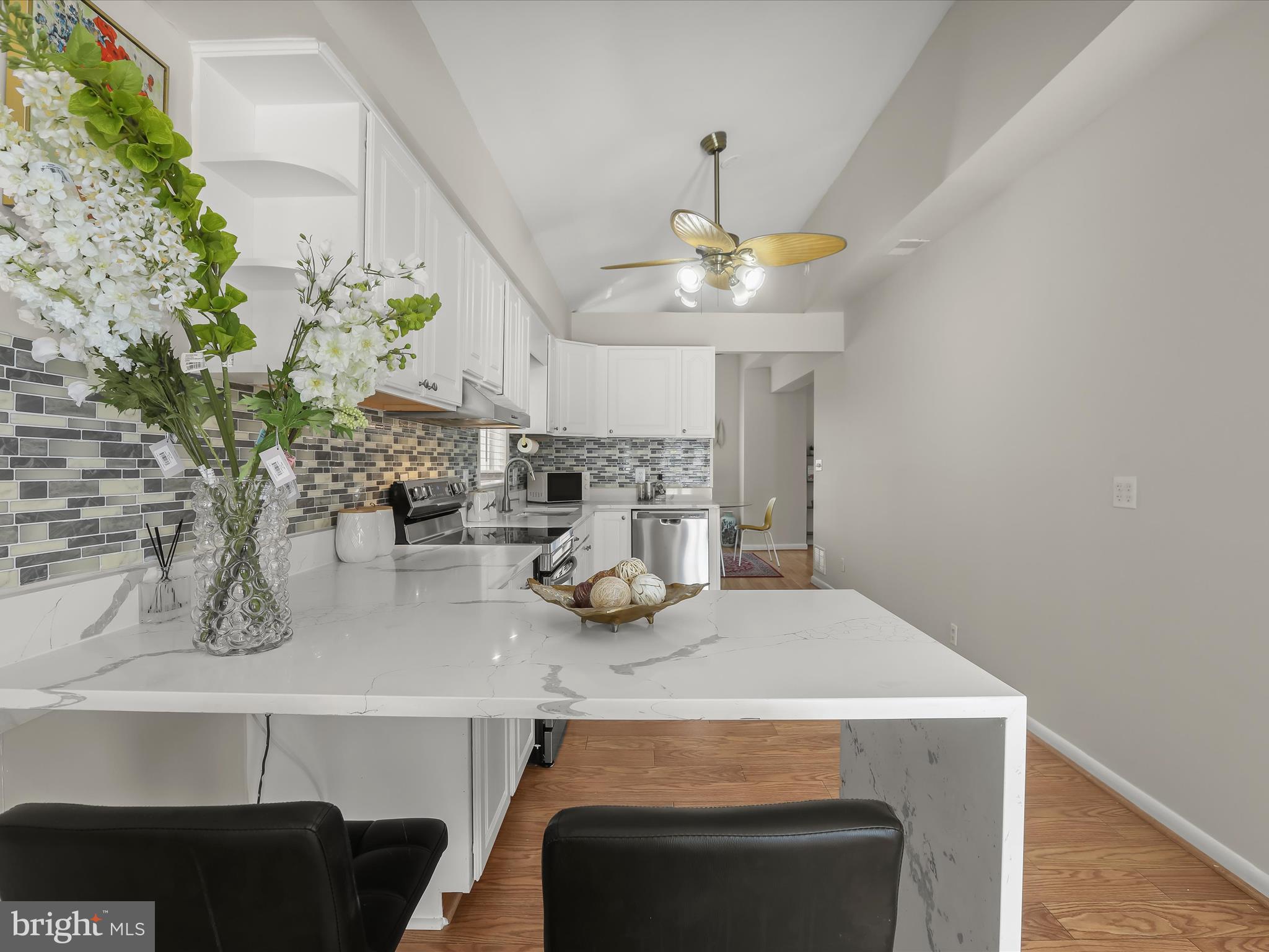 CEDAR BEACH - Residential