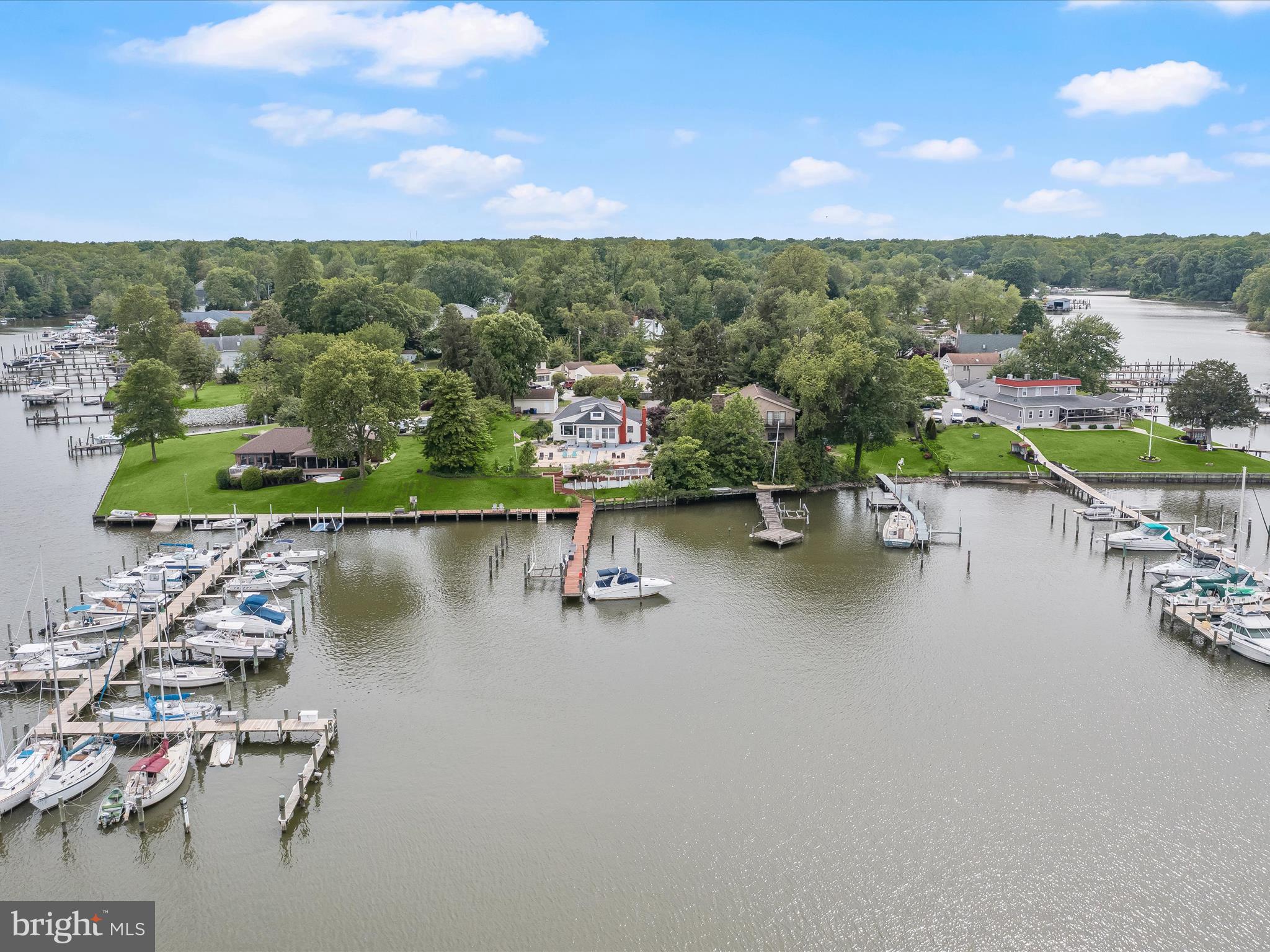 CEDAR BEACH - Residential