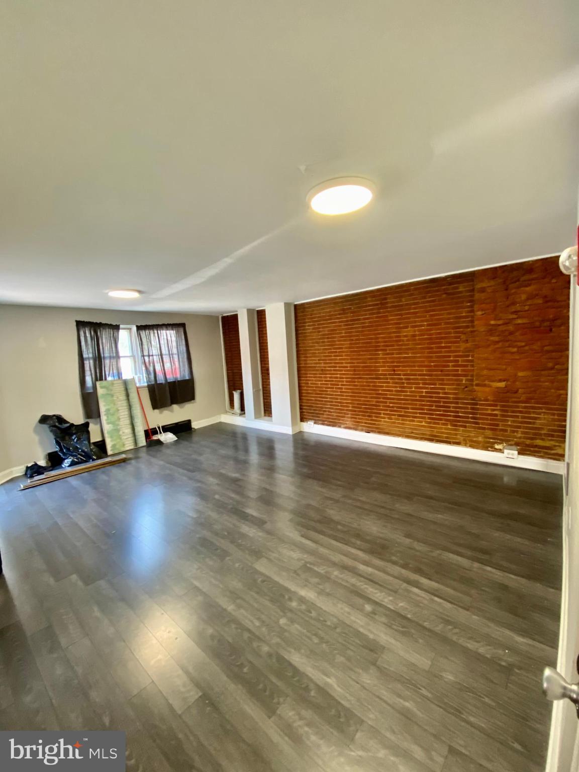 FISHTOWN - Residential Lease