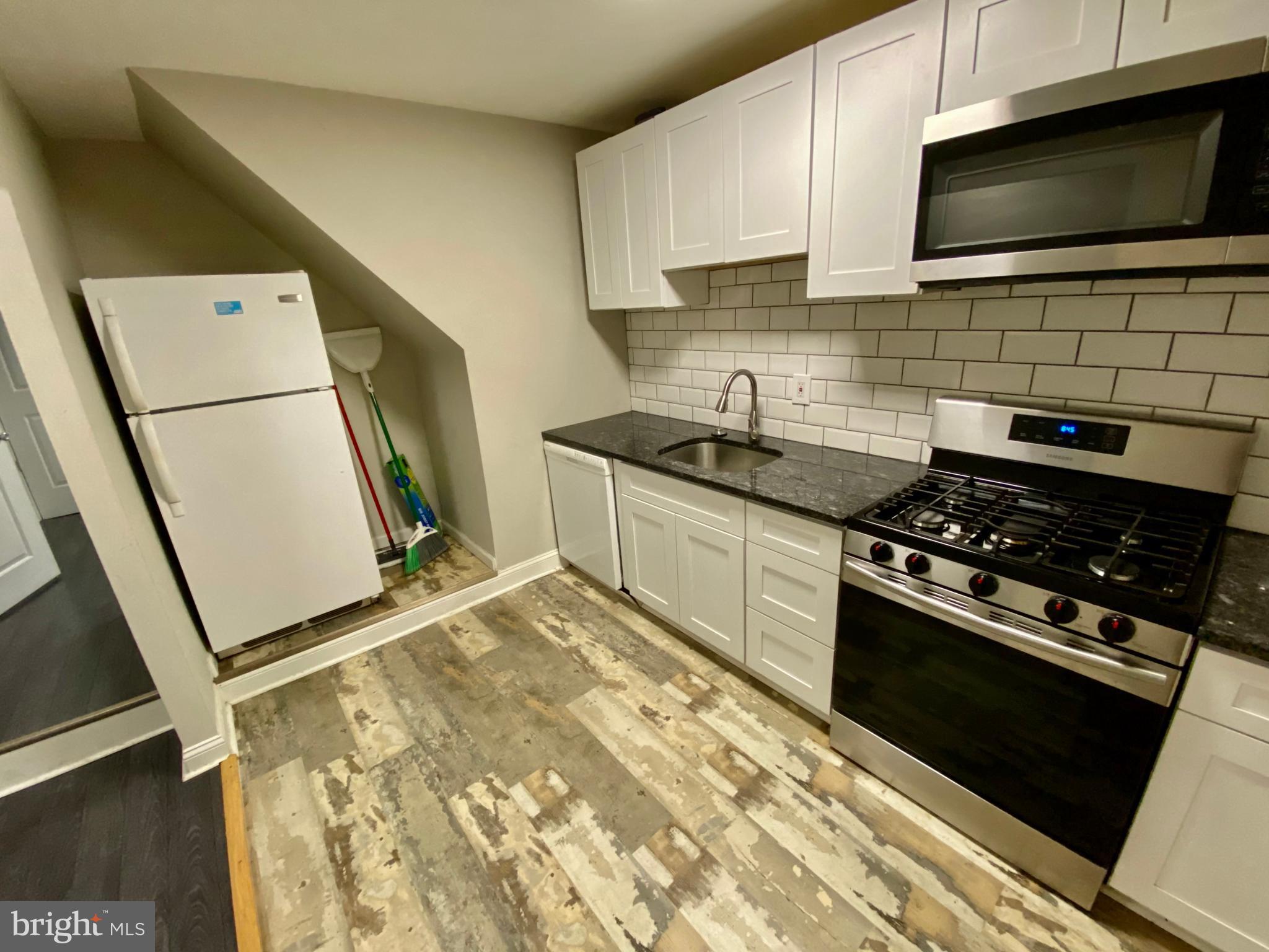 FISHTOWN - Residential Lease