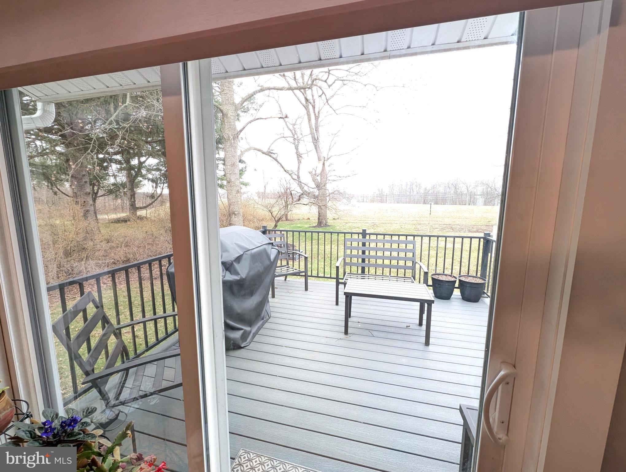 TWIN OAKS - Residential