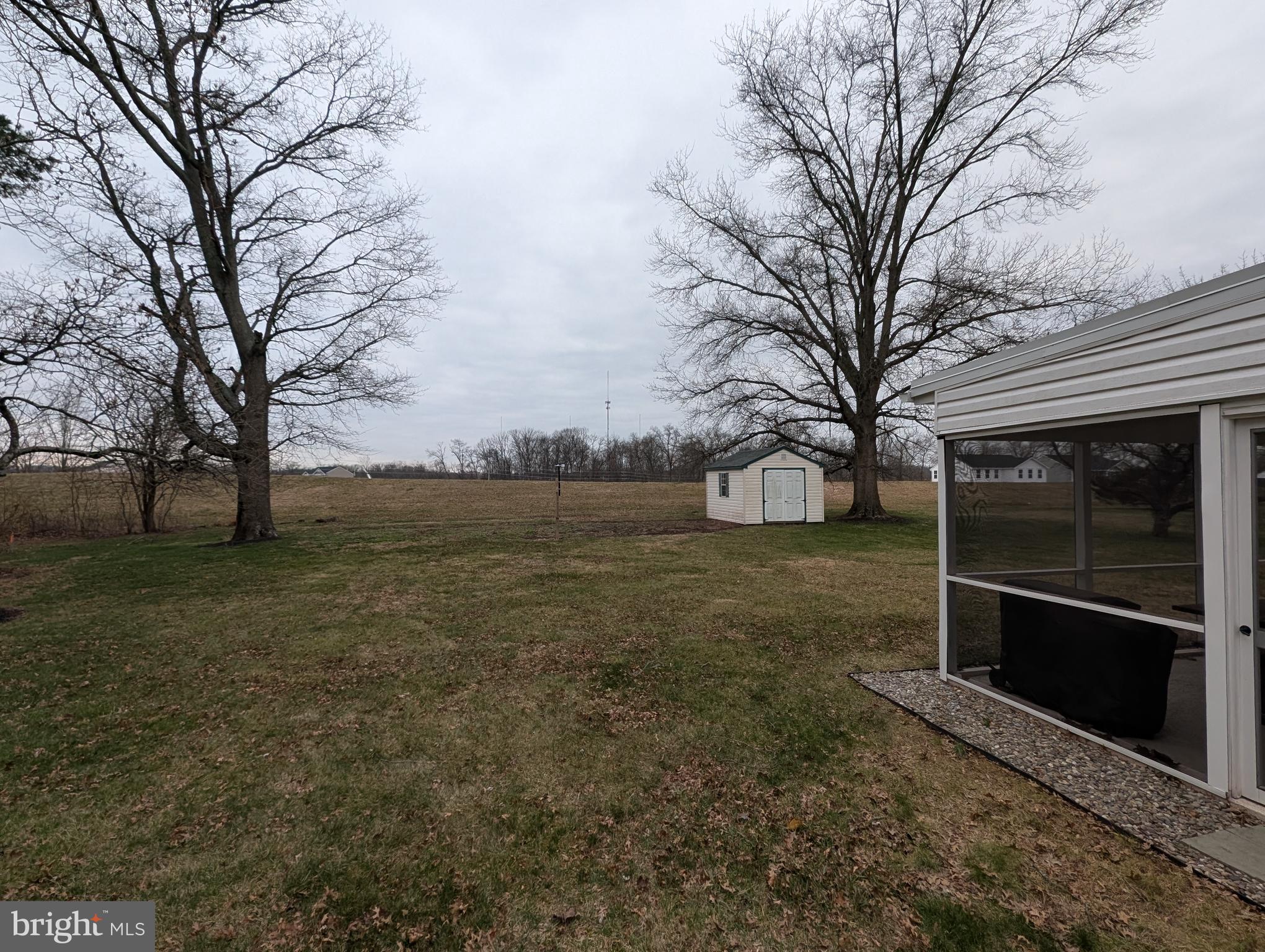 TWIN OAKS - Residential