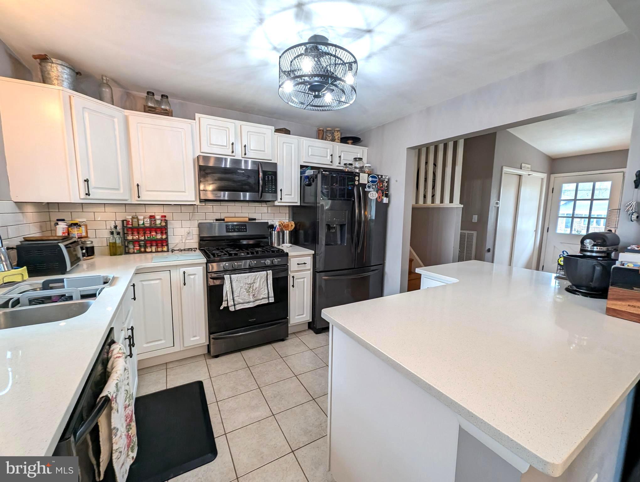 TWIN OAKS - Residential