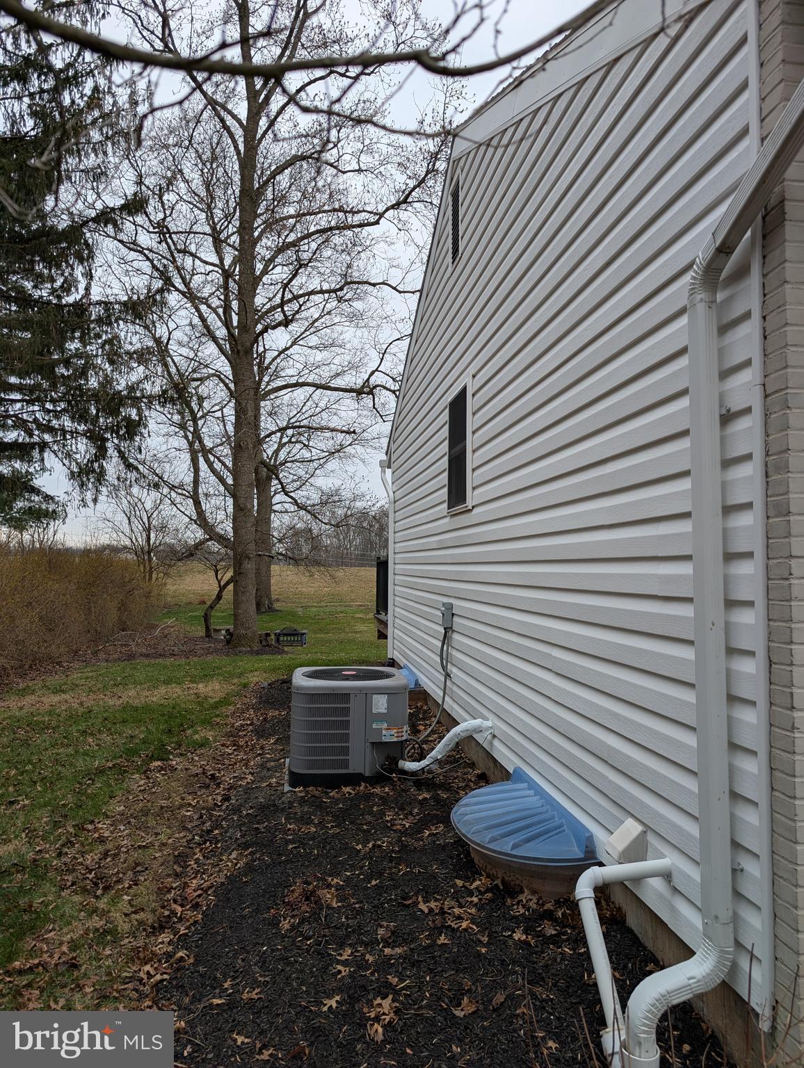 TWIN OAKS - Residential