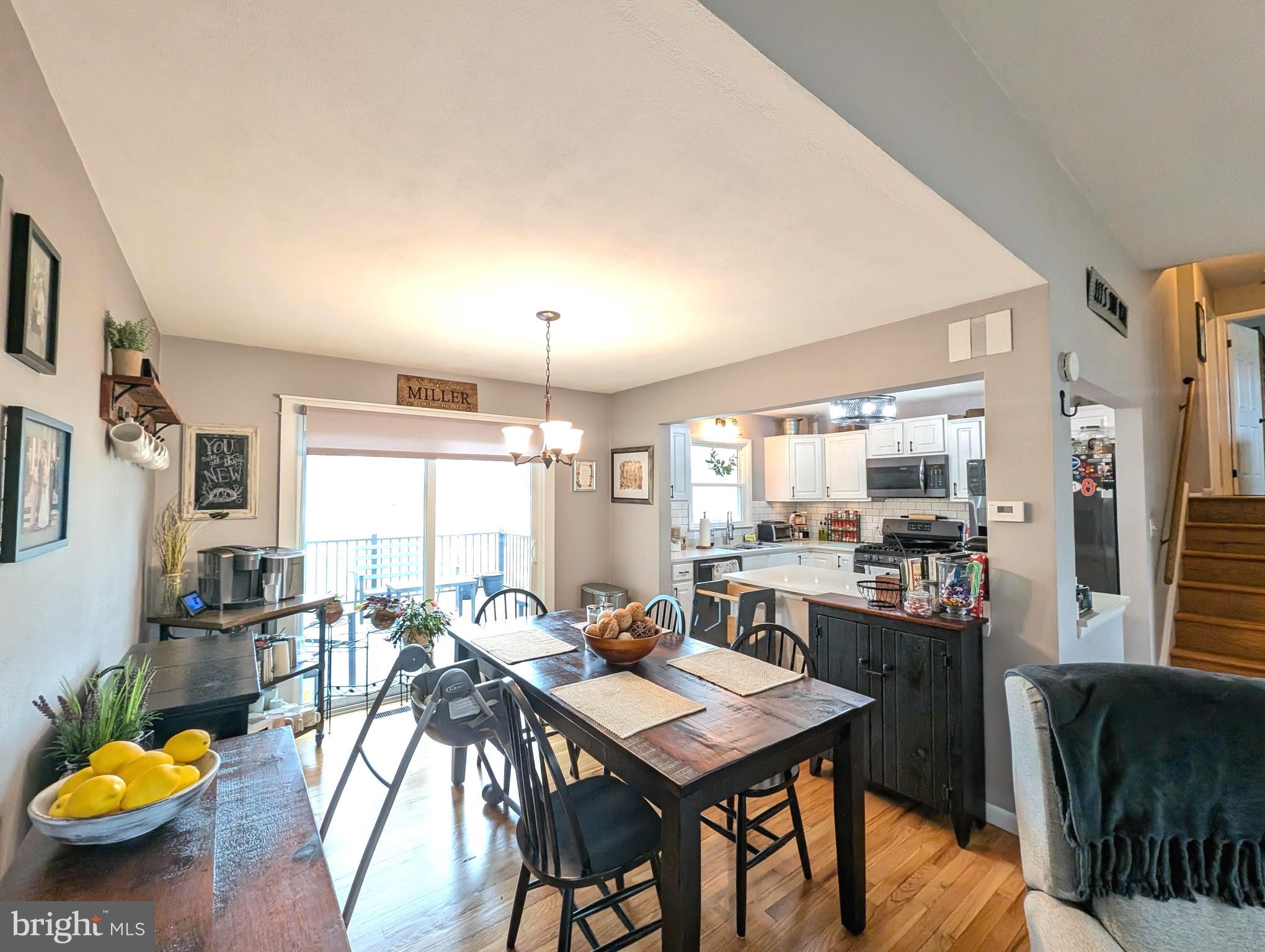 TWIN OAKS - Residential