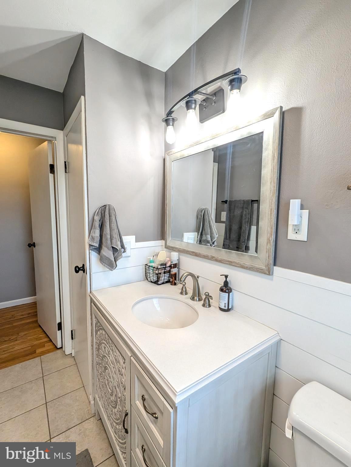 TWIN OAKS - Residential