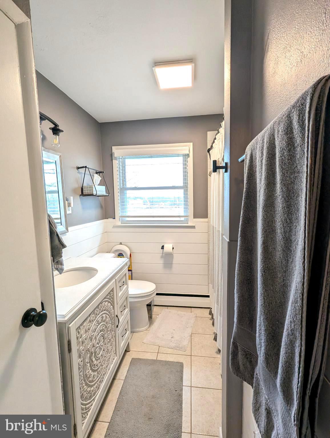 TWIN OAKS - Residential