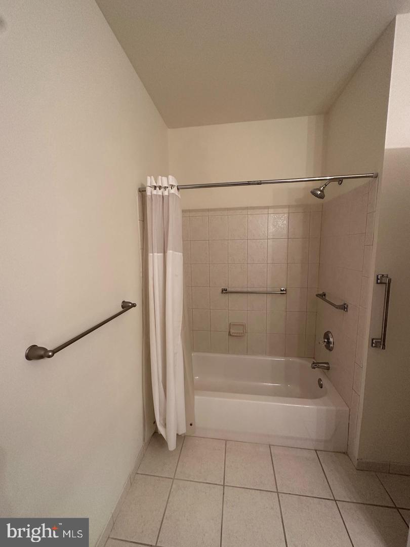 BUSTLETON - Residential