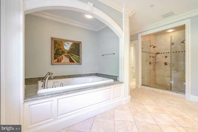 MCAULEY PARK - Residential