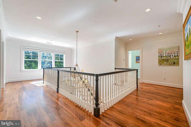 MCAULEY PARK - Residential