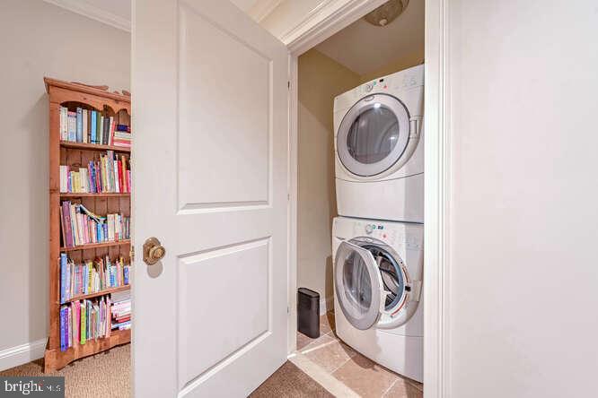 MCAULEY PARK - Residential