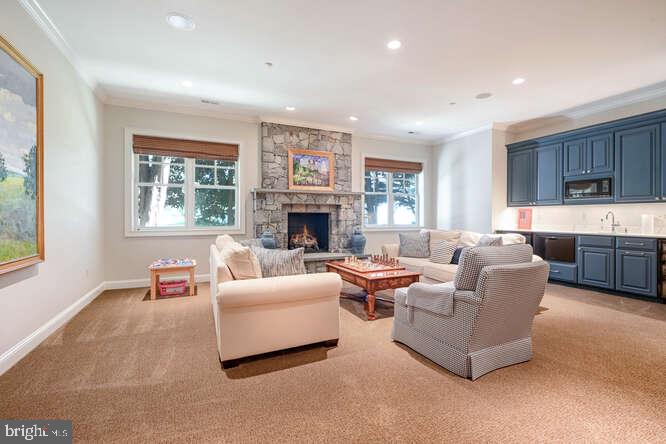 MCAULEY PARK - Residential