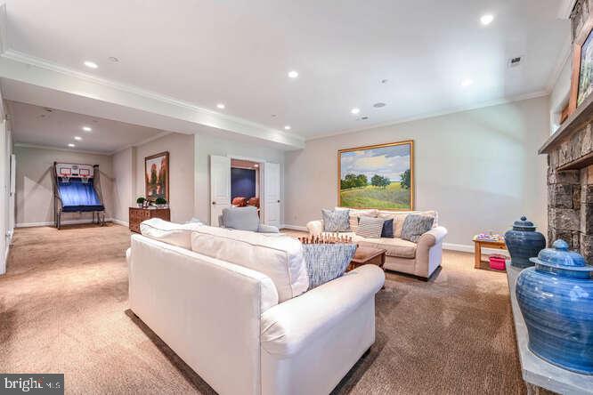 MCAULEY PARK - Residential