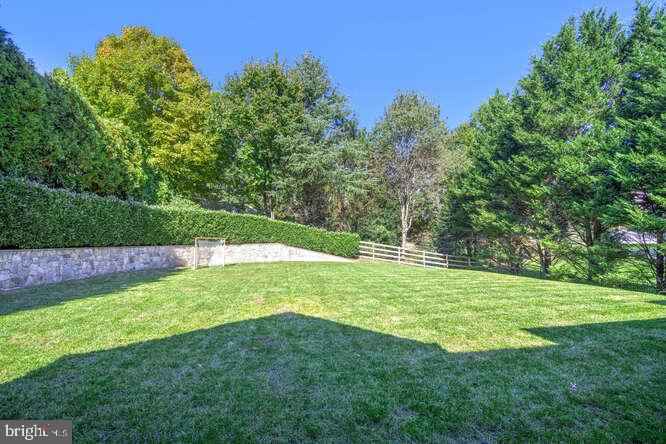 MCAULEY PARK - Residential