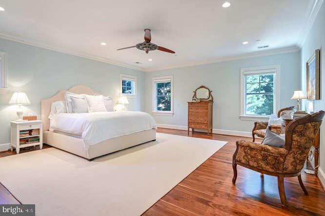 MCAULEY PARK - Residential