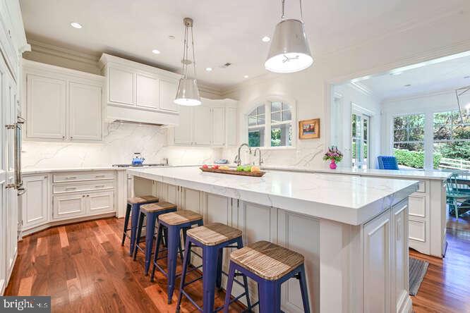 MCAULEY PARK - Residential