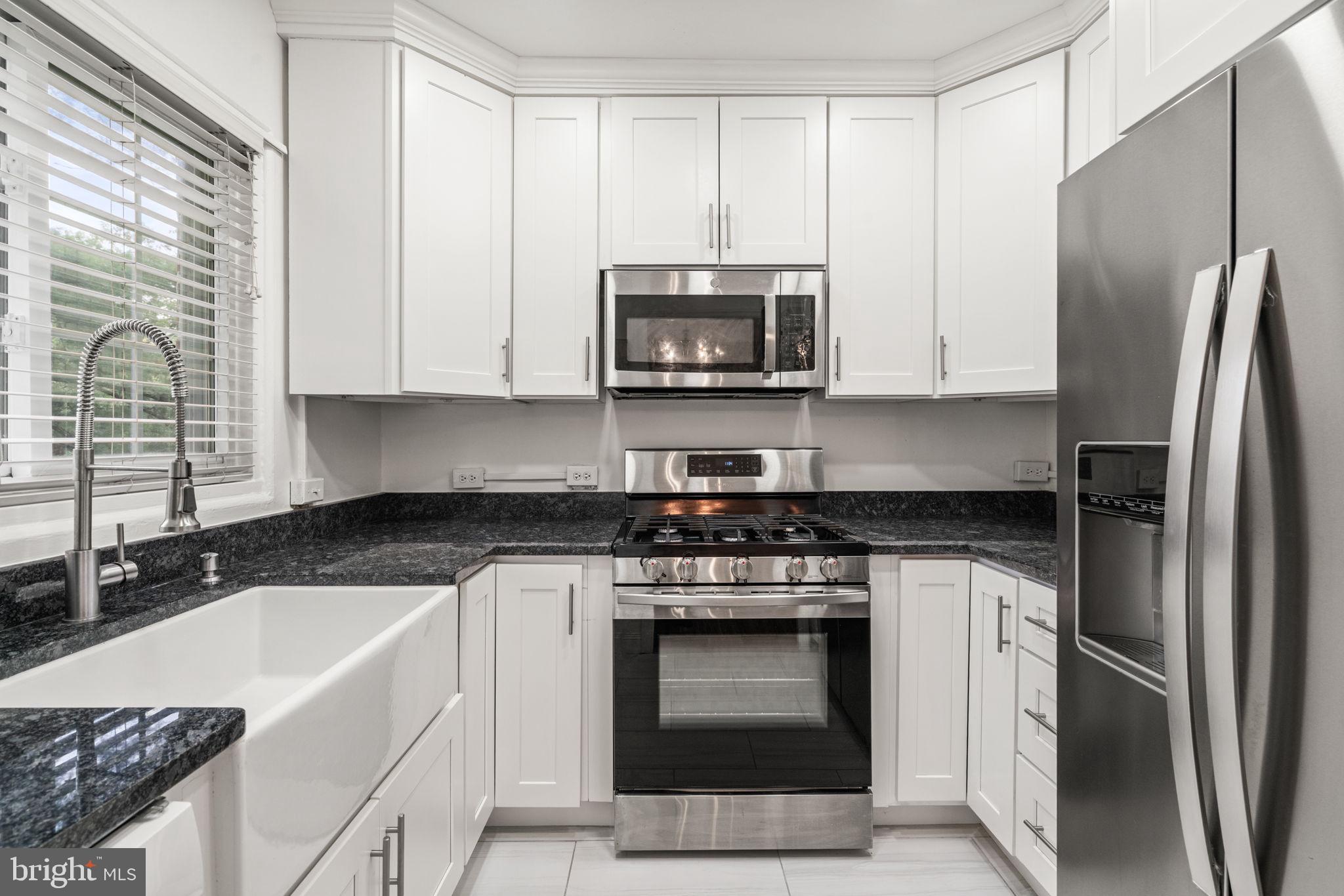 PARKFAIRFAX - Residential Lease